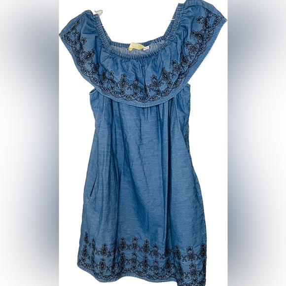 R1893 Dresses & Skirts - R1893 Blue Chambray  Embroidered Off the Shoulder Dress Size XL - EUC